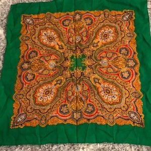 Pavlovo Posad Traditional Shawl 100% Wool Scarf Shawl